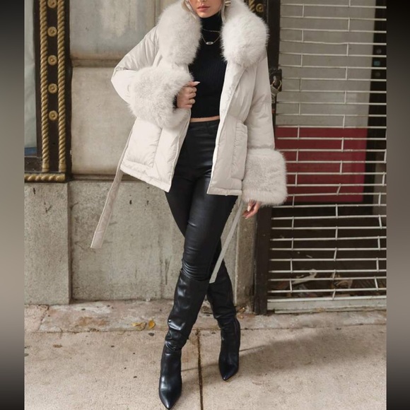 Luxe vegan fur detail belted puffer coat - Picture 3 of 6